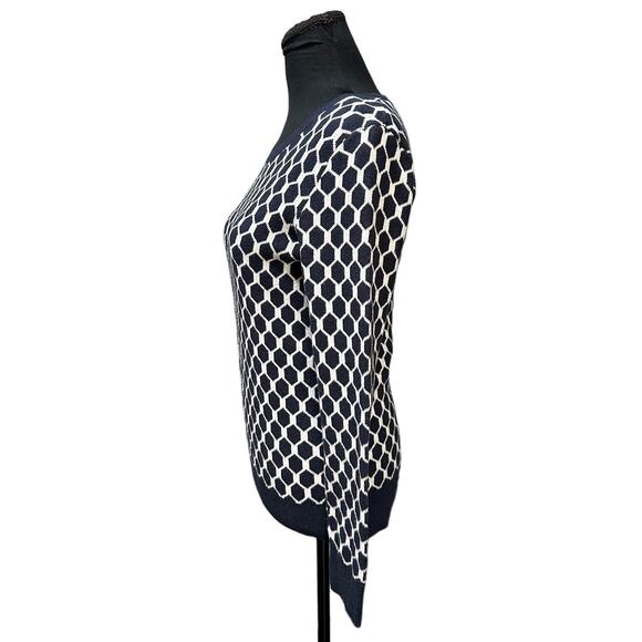 Banana Republic Navy and White Sweater Size M Geometric Print Nautical Crew Neck - Picture 2 of 7